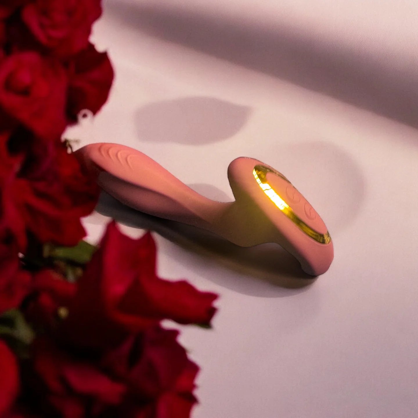 ויברטור סגול ארגונומי – 7 מצבי רטט וטעינת USB