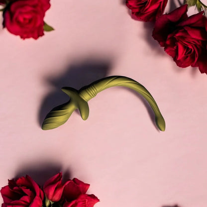 פלאג אנאלי רוטט עם זנב – שלט אלחוטי וטעינת USB